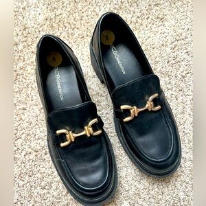 BCBG Black chunkie Moccasins loafers. Statement piece and super comfortable - W8